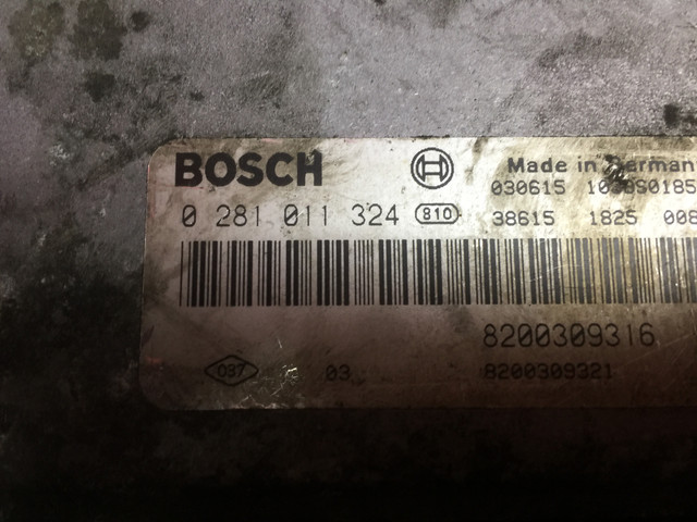 0 281 011 324 0281011324 8200309316 8200309321 bosch edc 15c3 4 13 bosch edc15c3413 f9t 680 espace iv 1 9 dci centralita de motor ecm ecu unidad de control bosch