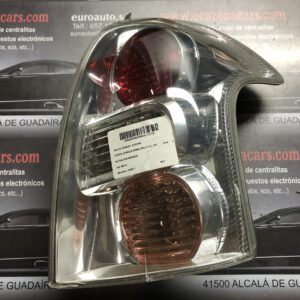 Piloto trasero derecho toyota corolla verso
