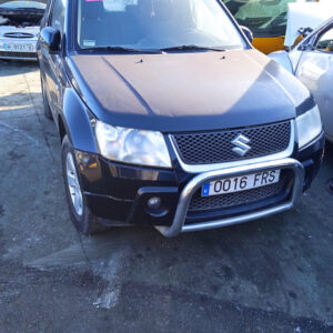 Despiece suzuki gran vitara 1 despiece completo aleta brazo limpiaparabrisas capo faro intermitente parabrisas paragolpes pase rueda protector rejilla bomba servodireccion direccion asistida alternador bateria carter motor arranque motor completo polea amortiguador caja cambios automatica caja transfer grupo diferencial mangueta palier transmision depresor freno llanta neumatico tapacubos aleta paragolpes piloto porton bombin botonera carcasa cerradura compresor cristal retrovisor elevalunas elevalunas electrico maneta mecanismo puerta retrovisor airbag antirrobo bandeja centralita cinturon seguridad mando de luces radio compresor motor calefaccion radiador ventilador bobina encendido carburador caudalimetro delco egr intercooler paneles de puerta abs bomba combustible antiniebla aforador guantera faros de xenon cuadro de intrumentos ezs bsm bsi uch reprogramaciones sam centralita de motor