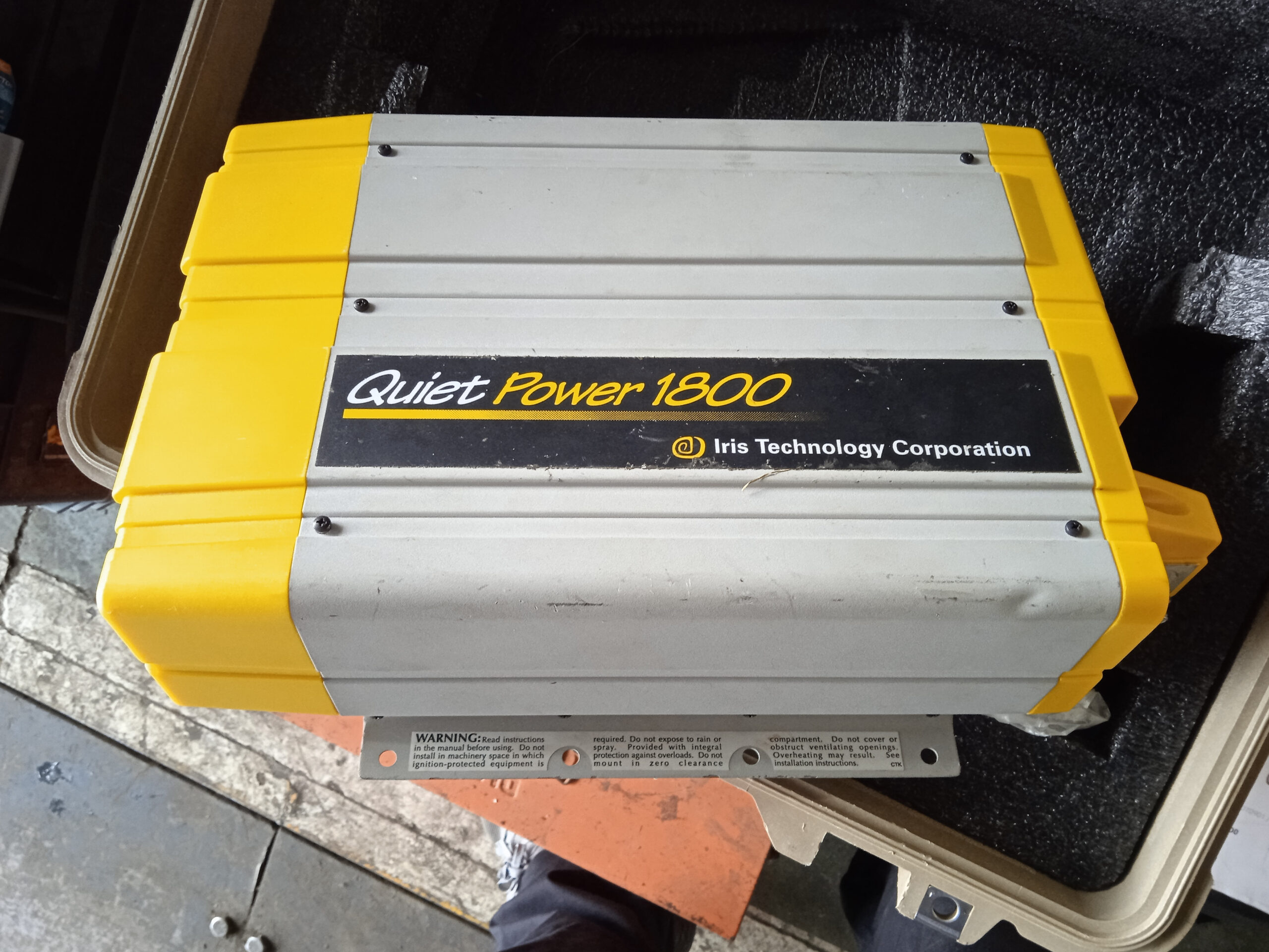 Quiet power 1800 convertidor inverter de 24 a 110 esinverter sirve para conectar la mayoria de los aparatos electronicos precio de nuevo 1900_x0080_