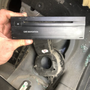 A 220 870 35 89 a2208703589 6059 57902563 lector de navegador mercedes benz cls