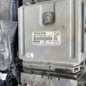 30771550 BOSCH EDC 16C31-6.1 BOSCH EDC16C3161 VOLVO S60 C70 V50 disponemos de la posibilidad de realizar clonaciones y codificaciones , alquiler de centralitas reparacion de abs airbags , cuadros, tarjetas y direcciones Copia de llaves centralita del motor / motorsteuergerät / engine control unit unidad reprogramaciones egr dpr filtro de particulas , CONSULTAR PRECIOS Y DISPONIBLIDAD