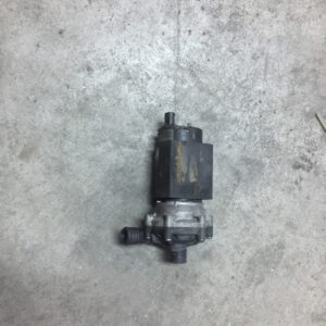 a 000 500 01 86 a0005000186 bomba de recirculacion de agua mercedes benz disponemos de la posibilidad de realizar clonaciones y codificaciones , alquiler de centralitas reparacion de abs airbags , cuadros, tarjetas y direcciones Copia de llaves centralita del motor / motorsteuergerät / engine control unit unidad reprogramaciones egr dpr filtro de particulas , CONSULTAR PRECIOS Y DISPONIBLIDAD