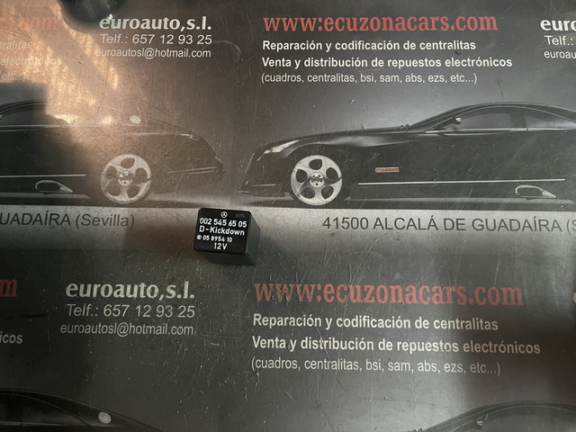 05 8954 10 05895410 D KICKDOWN RELE MERCEDES BENZ disponemos de la posibilidad de realizar clonaciones y codificaciones , alquiler de centralitas reparacion de abs airbags , cuadros, tarjetas y direcciones Copia de llaves centralita del motor / motorsteuergerät / engine control unit unidad reprogramaciones egr dpr filtro de particulas , CONSULTAR PRECIOS Y DISPONIBLIDAD