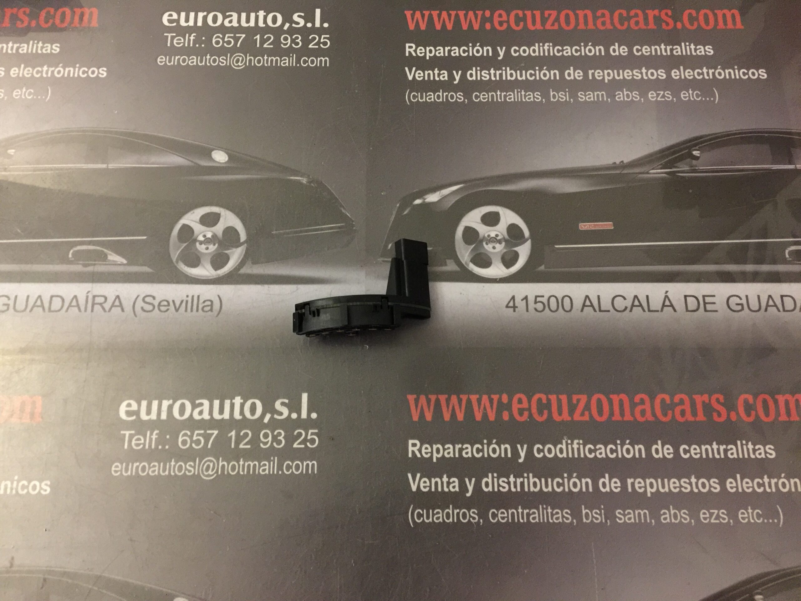 00 SENSOR DE GIRO AUDI A3 A4 GOLF disponemos de la posibilidad de realizar clonaciones y codificaciones , alquiler de centralitas reparacion de abs airbags , cuadros, tarjetas y direcciones Copia de llaves centralita del motor / motorsteuergerät / engine control unit unidad reprogramaciones egr dpr filtro de particulas , CONSULTAR PRECIOS Y DISPONIBLIDAD
