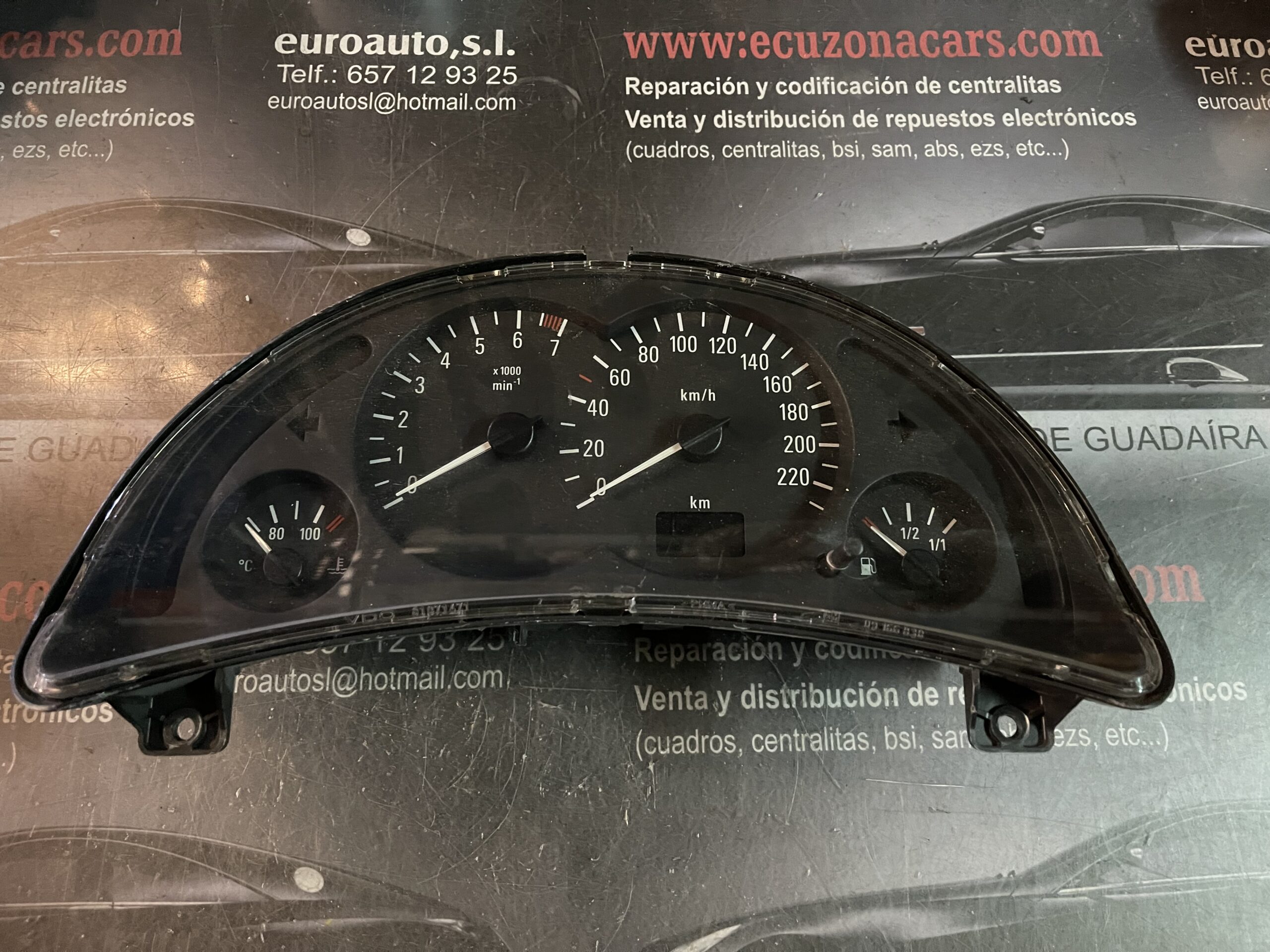 110 008 988 009 CUADRO DE INSTRUMENTOS OPEL CORSA C disponemos de la posibilidad de realizar clonaciones y codificaciones , alquiler de centralitas reparacion de abs airbags , cuadros, tarjetas y direcciones Copia de llaves centralita del motor / motorsteuergerät / engine control unit unidad reprogramaciones egr dpr filtro de particulas , CONSULTAR PRECIOS Y DISPONIBLIDAD