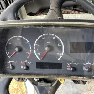 1852891 1763544 0950 0025 CUADRO DE INTRUMENTOS SCANIA INSTRUMENT CLUSTER disponemos de la posibilidad de realizar clonaciones y codificaciones , alquiler de centralitas reparacion de abs airbags , cuadros, tarjetas y direcciones Copia de llaves centralita del motor / motorsteuergerät / engine control unit unidad reprogramaciones egr dpr filtro de particulas , CONSULTAR PRECIOS Y DISPONIBLIDAD