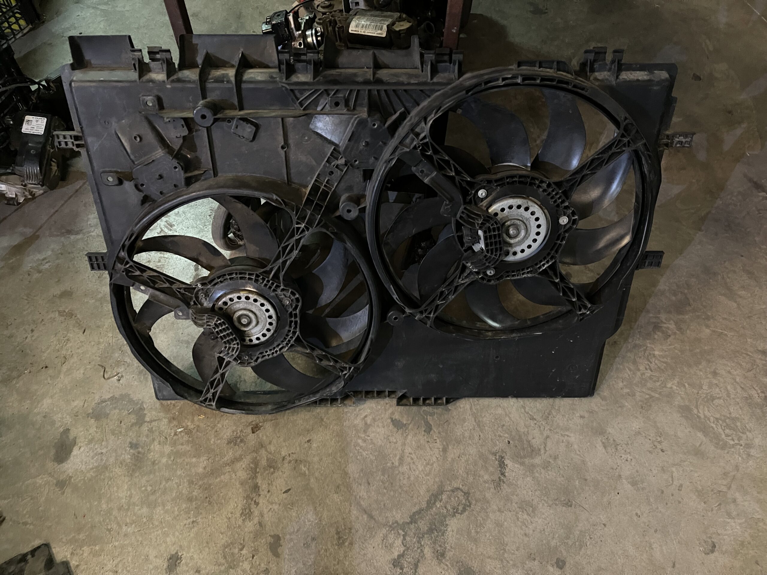 F9522 0447171 ELECTROVENTILADOR CITROEN JUMPER BOXER FIAT DUCATO disponemos de la posibilidad de realizar clonaciones y codificaciones , alquiler de centralitas reparacion de abs airbags , cuadros, tarjetas y direcciones Copia de llaves centralita del motor / motorsteuergerät / engine control unit unidad reprogramaciones egr dpr filtro de particulas , CONSULTAR PRECIOS Y DISPONIBLIDAD