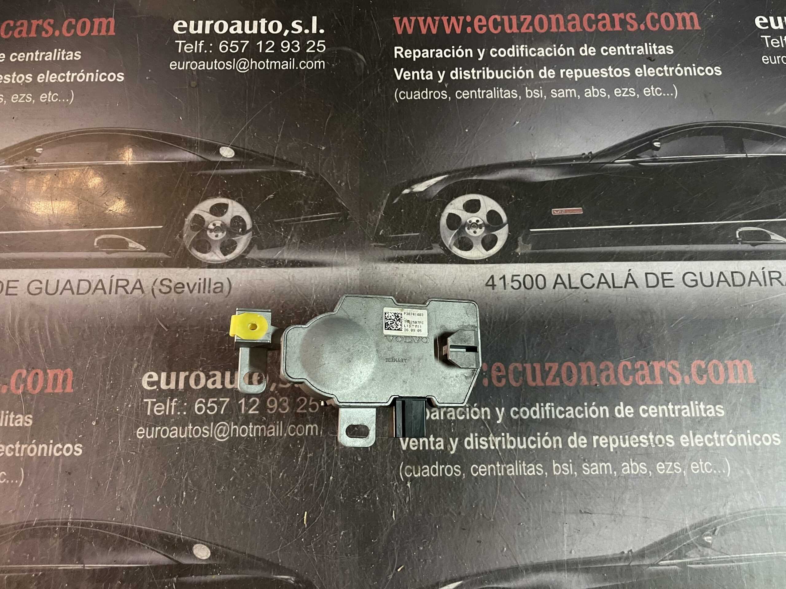t5525b7fc bloqueo de direccion volvo s40 s60 s80 disponemos de la posibilidad de realizar clonaciones y codificaciones , alquiler de centralitas reparacion de abs airbags , cuadros, tarjetas y direcciones Copia de llaves centralita del motor / motorsteuergerät / engine control unit unidad reprogramaciones egr dpr filtro de particulas , CONSULTAR PRECIOS Y DISPONIBLIDAD