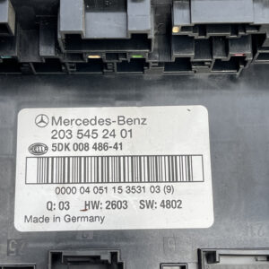 203 545 24 01 5DK 008 486 41 HW2603 SW4802 CAJA DE FUSIBLES SAM MERCEDES BENZ W203 disponemos de la posibilidad de realizar clonaciones y codificaciones , alquiler de centralitas reparacion de abs airbags , cuadros, tarjetas y direcciones Copia de llaves centralita del motor / motorsteuergerät / engine control unit unidad reprogramaciones egr dpr filtro de particulas , CONSULTAR PRECIOS Y DISPONIBLIDAD