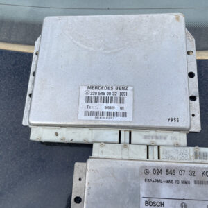 220 545 00 32 305629 UNIDAD DE SUSPENSION MERCEDES BENZ CLASE S W220 S500 disponemos de la posibilidad de realizar clonaciones y codificaciones , alquiler de centralitas reparacion de abs airbags , cuadros, tarjetas y direcciones Copia de llaves centralita del motor / motorsteuergerät / engine control unit unidad reprogramaciones egr dpr filtro de particulas , CONSULTAR PRECIOS Y DISPONIBLIDAD