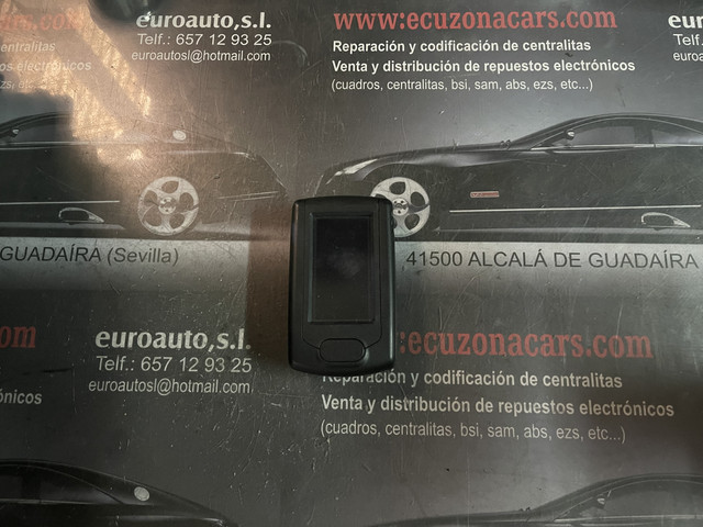hw003 sw015 pantalla multifuncion volswagen phaeton telefono multifuncion disponemos de la posibilidad de realizar clonaciones y codificaciones , alquiler de centralitas reparacion de abs airbags , cuadros, tarjetas y direcciones Copia de llaves centralita del motor / motorsteuergerät / engine control unit unidad reprogramaciones egr dpr filtro de particulas , CONSULTAR PRECIOS Y DISPONIBLIDAD
