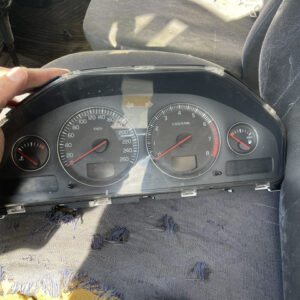 69294 720t 8673259 8602761 cuadro de intrumentos volvo s60 s80 disponemos de la posibilidad de realizar clonaciones y codificaciones , alquiler de centralitas reparacion de abs airbags , cuadros, tarjetas y direcciones Copia de llaves centralita del motor / motorsteuergerät / engine control unit unidad reprogramaciones egr dpr filtro de particulas , CONSULTAR PRECIOS Y DISPONIBLIDAD