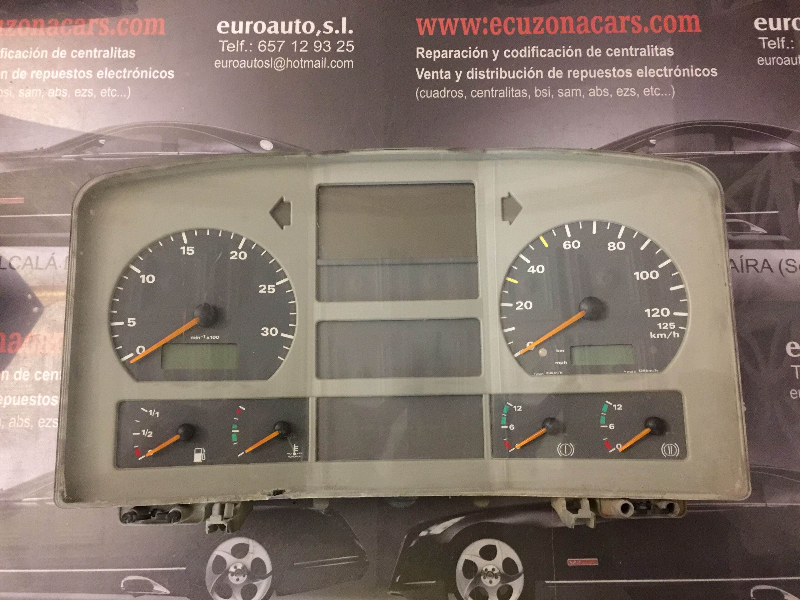 110 008 932 005 cuadro de intrumentos man tga tgx tge disponemos de la posibilidad de realizar clonaciones y codificaciones , alquiler de centralitas reparacion de abs airbags , cuadros, tarjetas y direcciones Copia de llaves centralita del motor / motorsteuergerät / engine control unit unidad reprogramaciones egr dpr filtro de particulas , CONSULTAR PRECIOS Y DISPONIBLIDAD