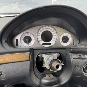 A 211 440 74 11 110 080 382 075 CUADRO DE INSTRUMENTOS MERCEDES BENZ CLASE E W211 disponemos de la posibilidad de realizar clonaciones y codificaciones , alquiler de centralitas reparacion de abs airbags , cuadros, tarjetas y direcciones Copia de llaves centralita del motor / motorsteuergerät / engine control unit unidad reprogramaciones egr dpr filtro de particulas , CONSULTAR PRECIOS Y DISPONIBLIDAD