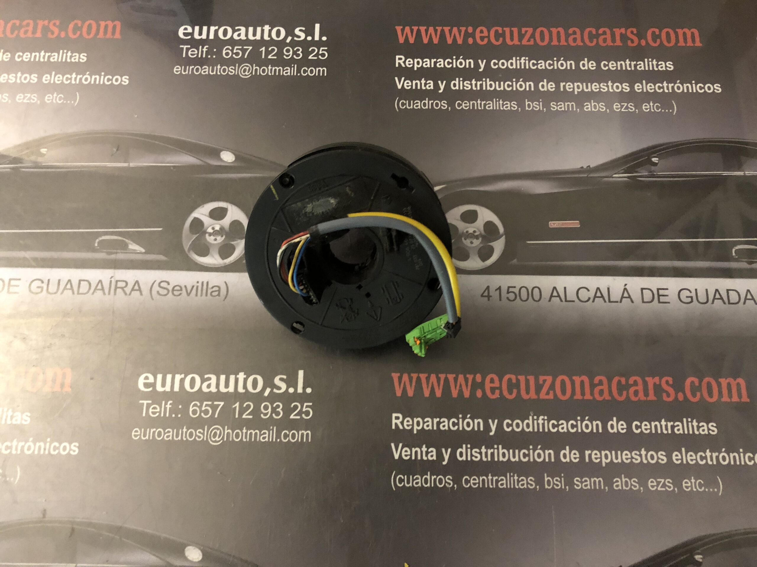 SENSOR DE GIRO CARRETE DE AIRBAG MERCEDES BENZ SPRINTER disponemos de la posibilidad de realizar clonaciones y codificaciones , alquiler de centralitas reparacion de abs airbags , cuadros, tarjetas y direcciones Copia de llaves centralita del motor / motorsteuergerät / engine control unit unidad reprogramaciones egr dpr filtro de particulas , CONSULTAR PRECIOS Y DISPONIBLIDAD