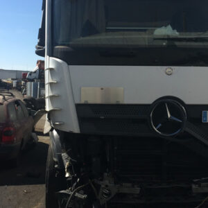 MERCEDES despiece completo .aleta, brazo limpiaparabrisas, capo, faro, intermitente, parabrisas, paragolpes, pase rueda, protector, rejilla, bomba servodireccion, direccion asistida, alternador, bateria, carter, motor arranque, motor completo, polea, amortiguador, caja cambios automatica, caja transfer, grupo diferencial, mangueta, palier, transmision, depresor freno,llanta, neumatico, tapacubos, aleta, paragolpes, piloto, porton, bombin, botonera, carcasa, cerradura, compresor, cristal, retrovisor, elevalunas, elevalunas electrico, maneta,mecanismo, puerta, retrovisor, airbag, antirrobo, bandeja, centralita, cinturon seguridad, mando de luces, radio, compresor, motor calefaccion, radiador, ventilador, bobina encendido,carburador, caudalimetro, delco, egr, intercooler, paneles de puerta, abs, bomba combustible, antiniebla,aforador, guantera faros de xenon cuadro de intrumentos ezs bsm bsi uch reprogramaciones sam centralita de motor . disponemos de la posibilidad de realizar clonaciones y codificaciones , alquiler de centralitas reparacion de abs airbags , cuadros, tarjetas y direcciones Copia de llaves centralita del motor / motorsteuergerät / engine control unit unidad reprogramaciones egr dpr filtro de particulas , CONSULTAR PRECIOS Y DISPONIBLIDAD