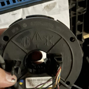 a 000 464 08 18 a0004640818 a 209 540 01 45 sensor de angulo de giro mercedes benz clk w209 disponemos de la posibilidad de realizar clonaciones y codificaciones , alquiler de centralitas reparacion de abs airbags , cuadros, tarjetas y direcciones Copia de llaves centralita del motor / motorsteuergerät / engine control unit unidad reprogramaciones egr dpr filtro de particulas , CONSULTAR PRECIOS Y DISPONIBLIDAD