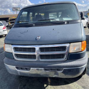 despiece completo furgoneta motor gasolina v8 disponemos de la posibilidad de realizar clonaciones y codificaciones , alquiler de centralitas reparacion de abs airbags , cuadros, tarjetas y direcciones Copia de llaves centralita del motor / motorsteuergerät / engine control unit unidad reprogramaciones egr dpr filtro de particulas , CONSULTAR PRECIOS Y DISPONIBLIDAD