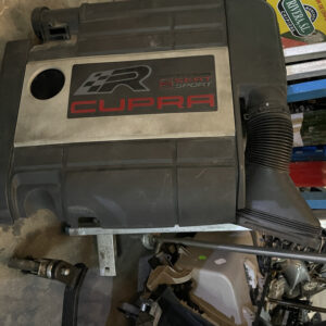 tapa de motor seat leon cupra r 2 2.0 265cv disponemos de la posibilidad de realizar clonaciones y codificaciones , alquiler de centralitas reparacion de abs airbags , cuadros, tarjetas y direcciones Copia de llaves centralita del motor / motorsteuergerät / engine control unit unidad reprogramaciones egr dpr filtro de particulas , CONSULTAR PRECIOS Y DISPONIBLIDAD